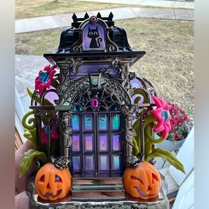 Bath and Body Works Haunted House Plug in wallflower